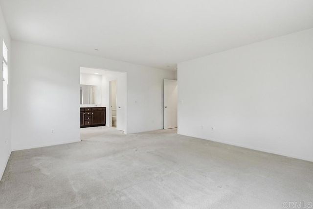 352 Tom McGuinness Jr Circle, Fallbrook, CA 92028