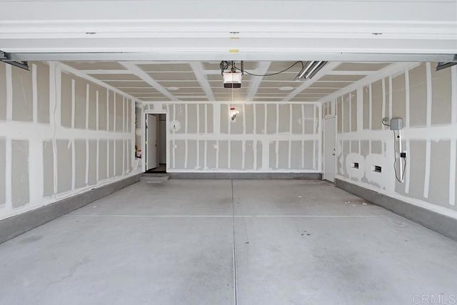 352 Tom McGuinness Jr Circle, Fallbrook, CA 92028