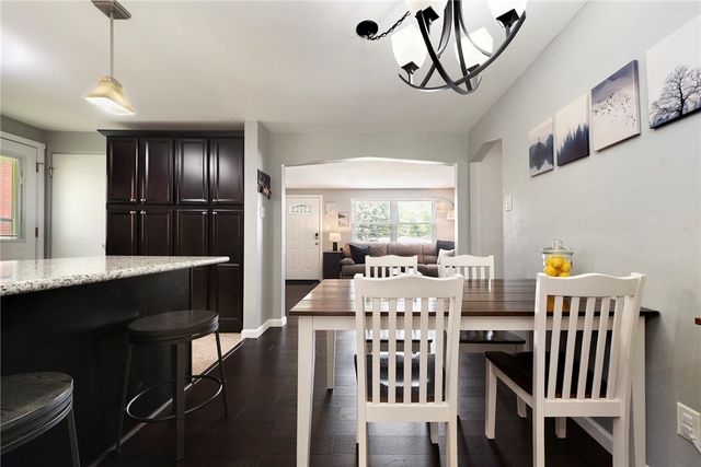 507 Rosewood Dr, Baldwin Boro, PA 15236