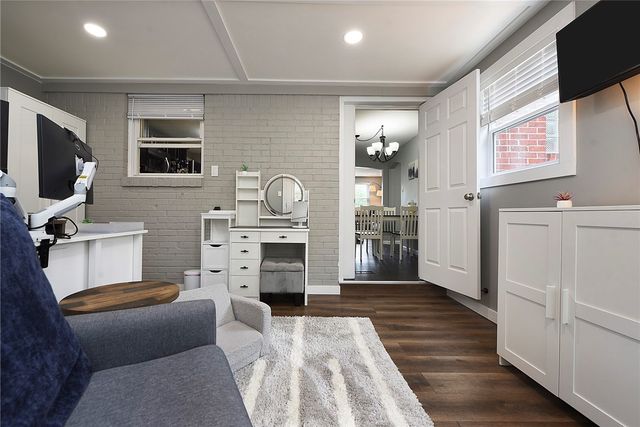 507 Rosewood Dr, Baldwin Boro, PA 15236