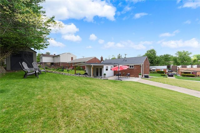 507 Rosewood Dr, Baldwin Boro, PA 15236