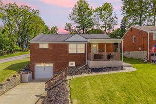 507 Rosewood Dr, Baldwin Boro, PA 15236