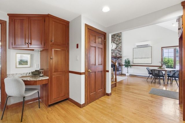 38 Morgan Avenue, Wakefield, MA 01880