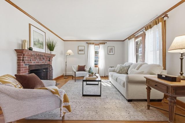 38 Morgan Avenue, Wakefield, MA 01880