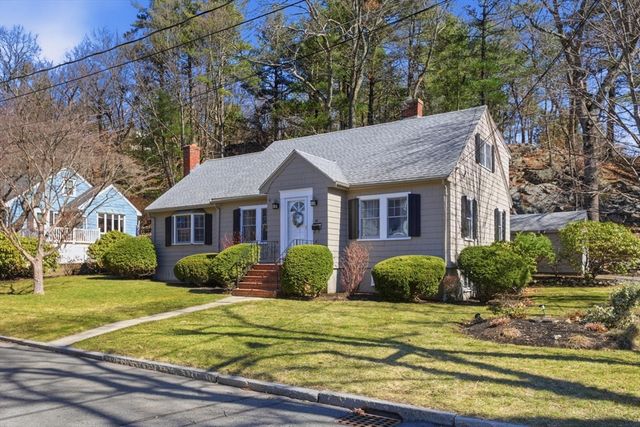 38 Morgan Avenue, Wakefield, MA 01880