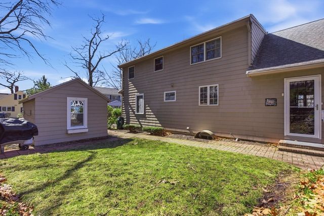 38 Morgan Avenue, Wakefield, MA 01880