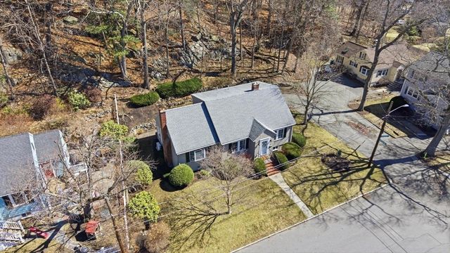 38 Morgan Avenue, Wakefield, MA 01880