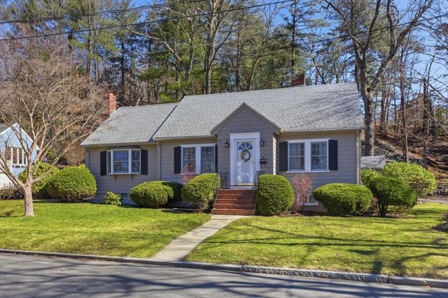 38 Morgan Avenue, Wakefield, MA 01880