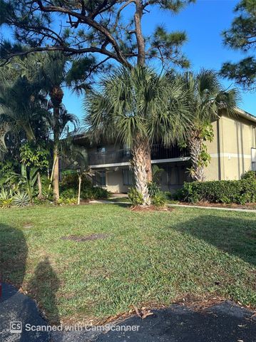 6512 Chasewood Drive H, Jupiter, FL 33458