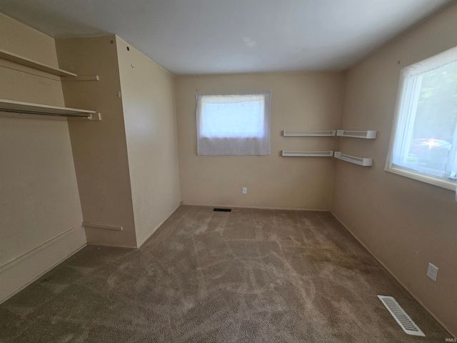 2823 Trentman Avenue, Fort Wayne, IN 46806