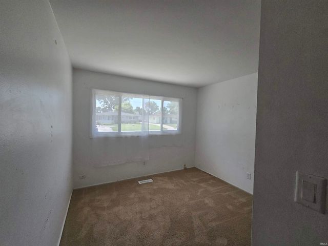 2823 Trentman Avenue, Fort Wayne, IN 46806