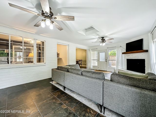 5553 SALERNO Road, Jacksonville, FL 32244