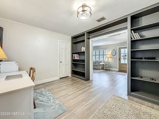 5553 SALERNO Road, Jacksonville, FL 32244