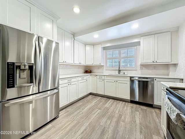 5553 SALERNO Road, Jacksonville, FL 32244