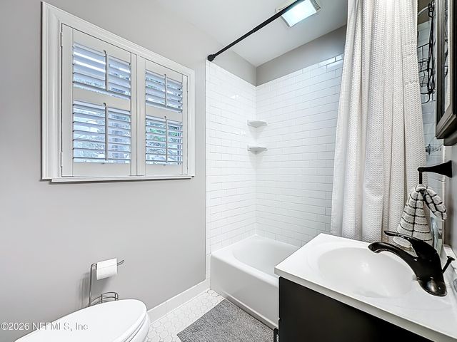 5553 SALERNO Road, Jacksonville, FL 32244