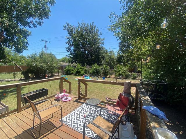 1816 Churchill Way, The Village, OK 73120