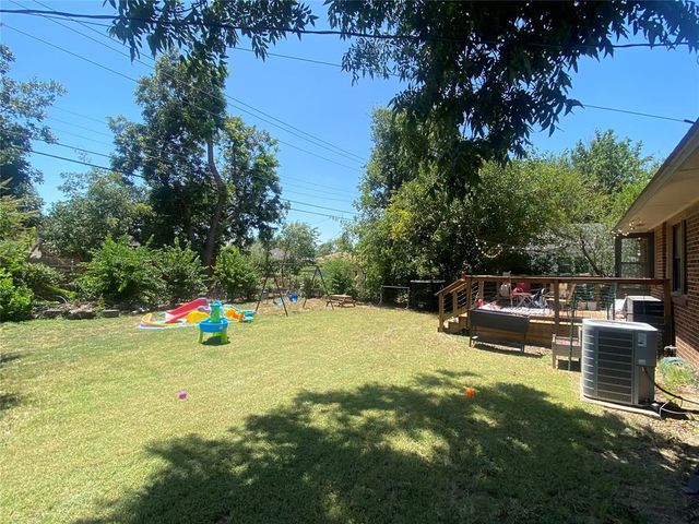 1816 Churchill Way, The Village, OK 73120