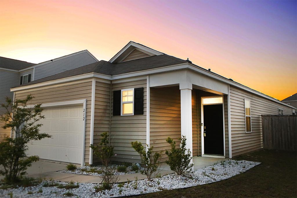 212 N Light Way, Summerville, SC 29486