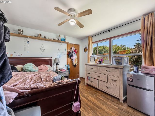35302 LYNGSTAD HEIGHTS Ln, Astoria, OR 97103
