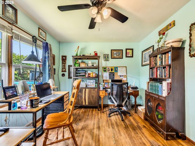 35302 LYNGSTAD HEIGHTS Ln, Astoria, OR 97103