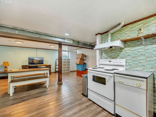 35302 LYNGSTAD HEIGHTS Ln, Astoria, OR 97103