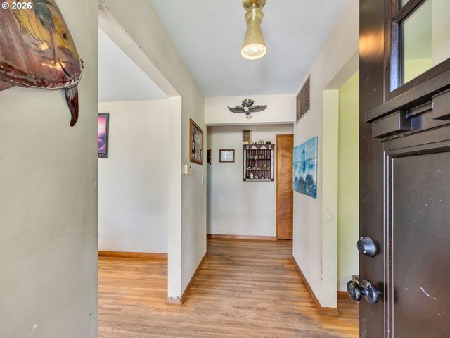 35302 LYNGSTAD HEIGHTS Ln, Astoria, OR 97103