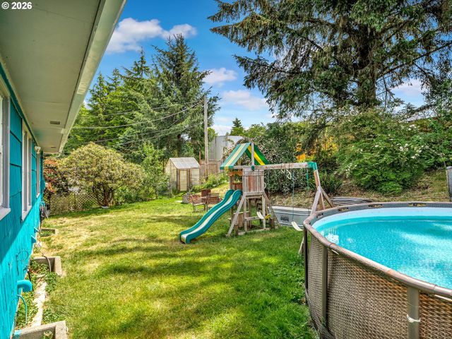 35302 LYNGSTAD HEIGHTS Ln, Astoria, OR 97103