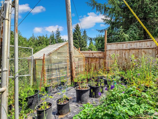 35302 LYNGSTAD HEIGHTS Ln, Astoria, OR 97103