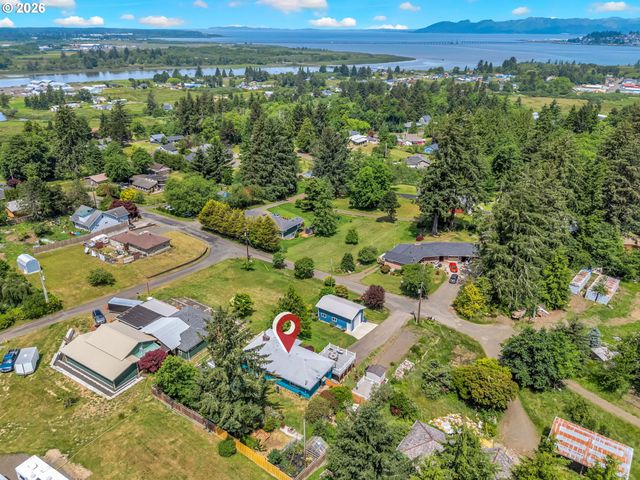 35302 LYNGSTAD HEIGHTS Ln, Astoria, OR 97103