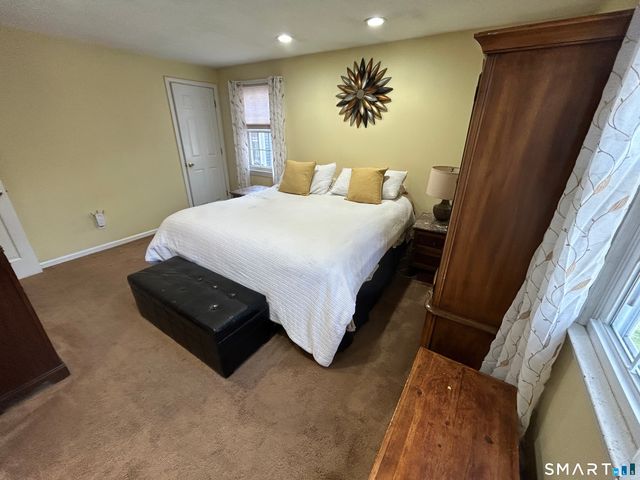 72 Nolan Road, Hamden, CT 06514