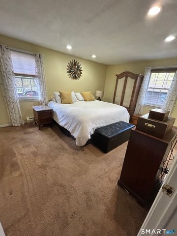 72 Nolan Road, Hamden, CT 06514