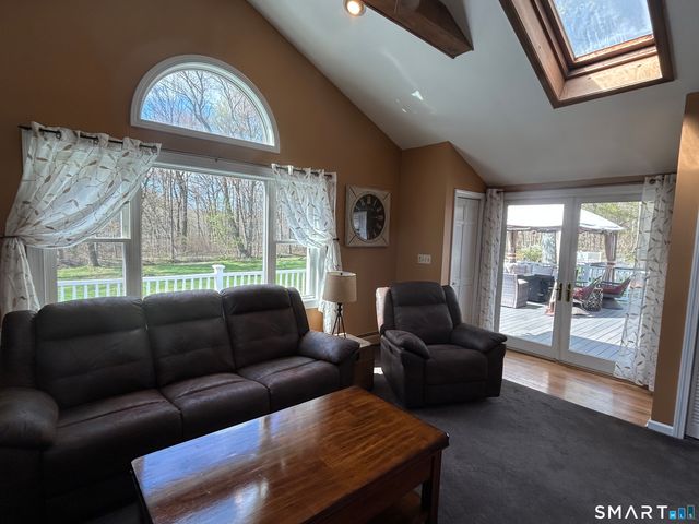 72 Nolan Road, Hamden, CT 06514