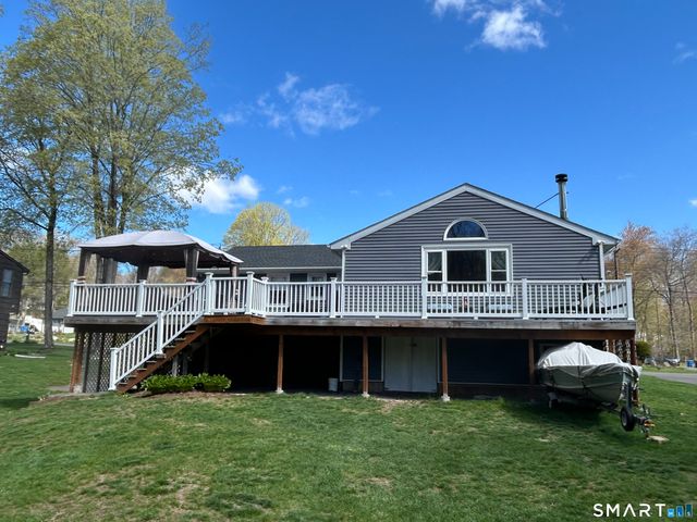72 Nolan Road, Hamden, CT 06514