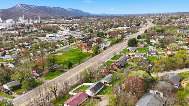 578 Bays View Court, Kingsport, TN 37660