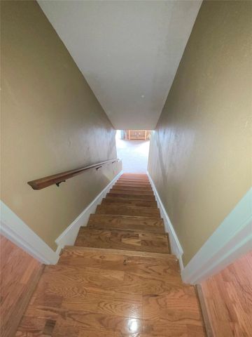 398 Lakeshore S, Onalaska, TX 77360