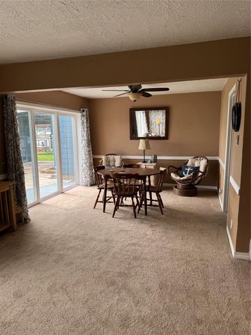398 Lakeshore S, Onalaska, TX 77360