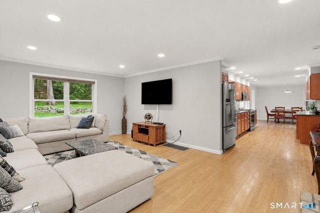 95 Bart Road, Monroe, CT 06468