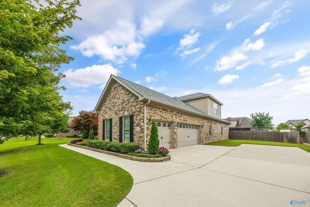 3007 Laurel Cove Way, Gurley, AL 35748