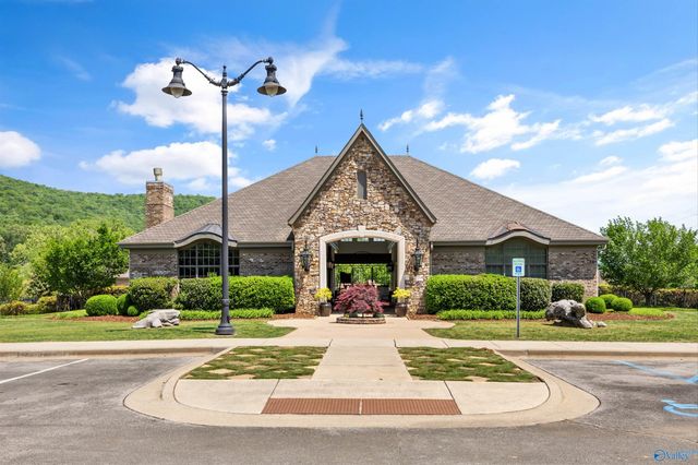 3007 Laurel Cove Way, Gurley, AL 35748