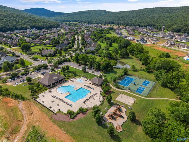 3007 Laurel Cove Way, Gurley, AL 35748
