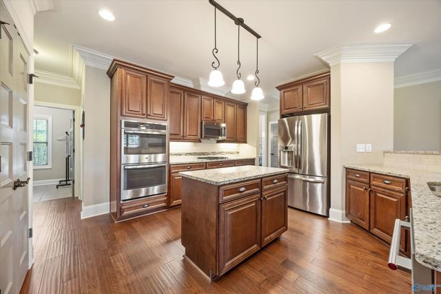 3007 Laurel Cove Way, Gurley, AL 35748