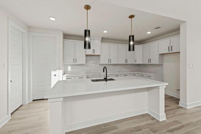 2006 Escobar Street, Montgomery, TX 77316