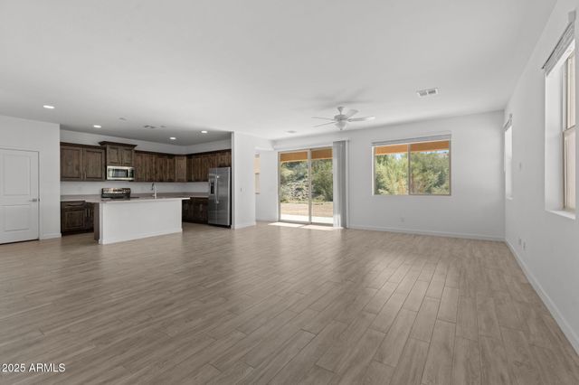 1985 W RINGO Road, Wickenburg, AZ 85390