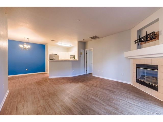 7355 S Alkire St 105, Littleton, CO 80127