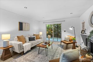 22107 66th Avenue W #10D, Mountlake Terrace, WA 98043