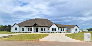 913 N Centennial Way, Mustang, OK 73064