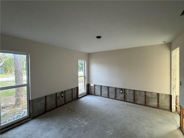 1683 Atlanta Plaza DR, Sanibel, FL 33957