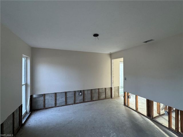 1683 Atlanta Plaza DR, Sanibel, FL 33957
