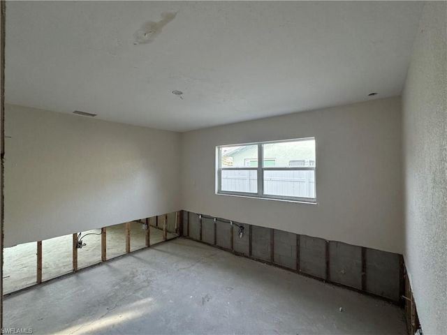 1683 Atlanta Plaza DR, Sanibel, FL 33957