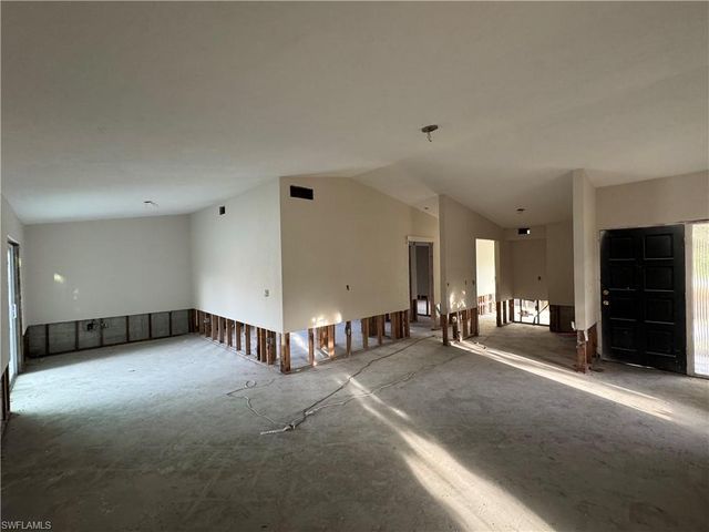 1683 Atlanta Plaza DR, Sanibel, FL 33957